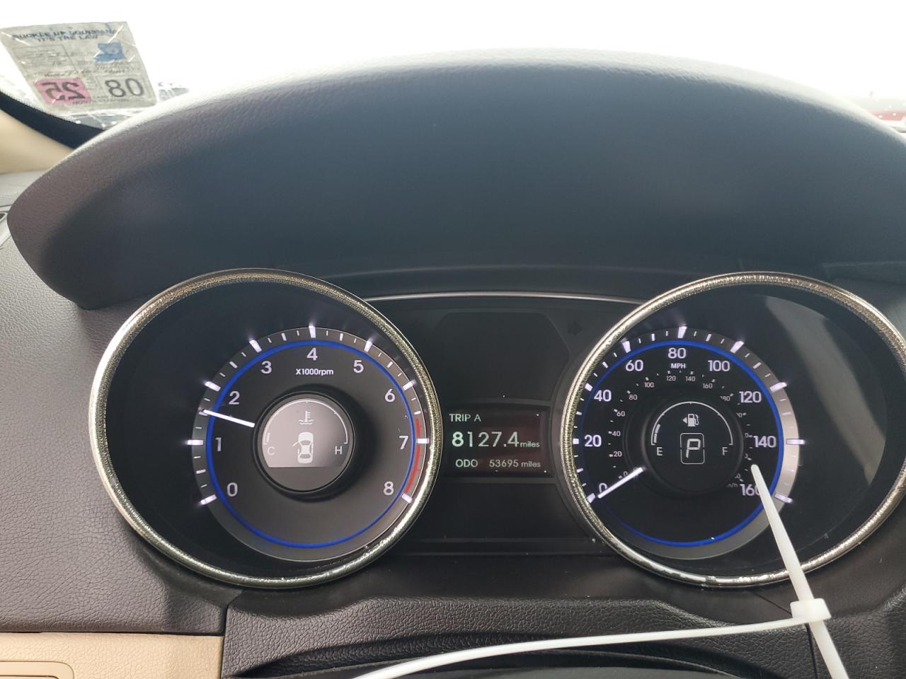 2012 Hyundai Sonata - Image 9