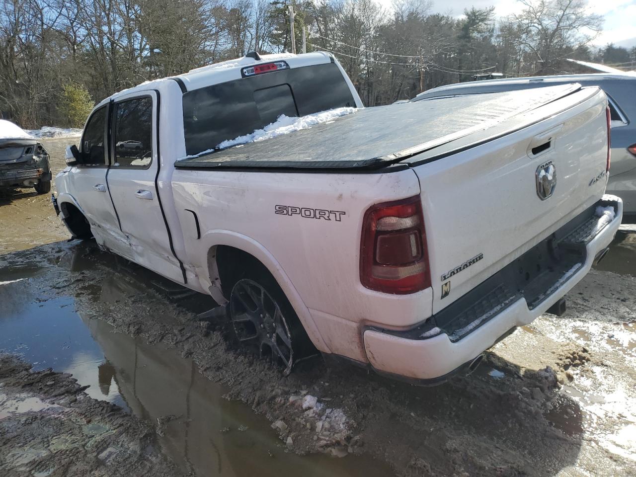 2020 RAM 1500 - Image 2
