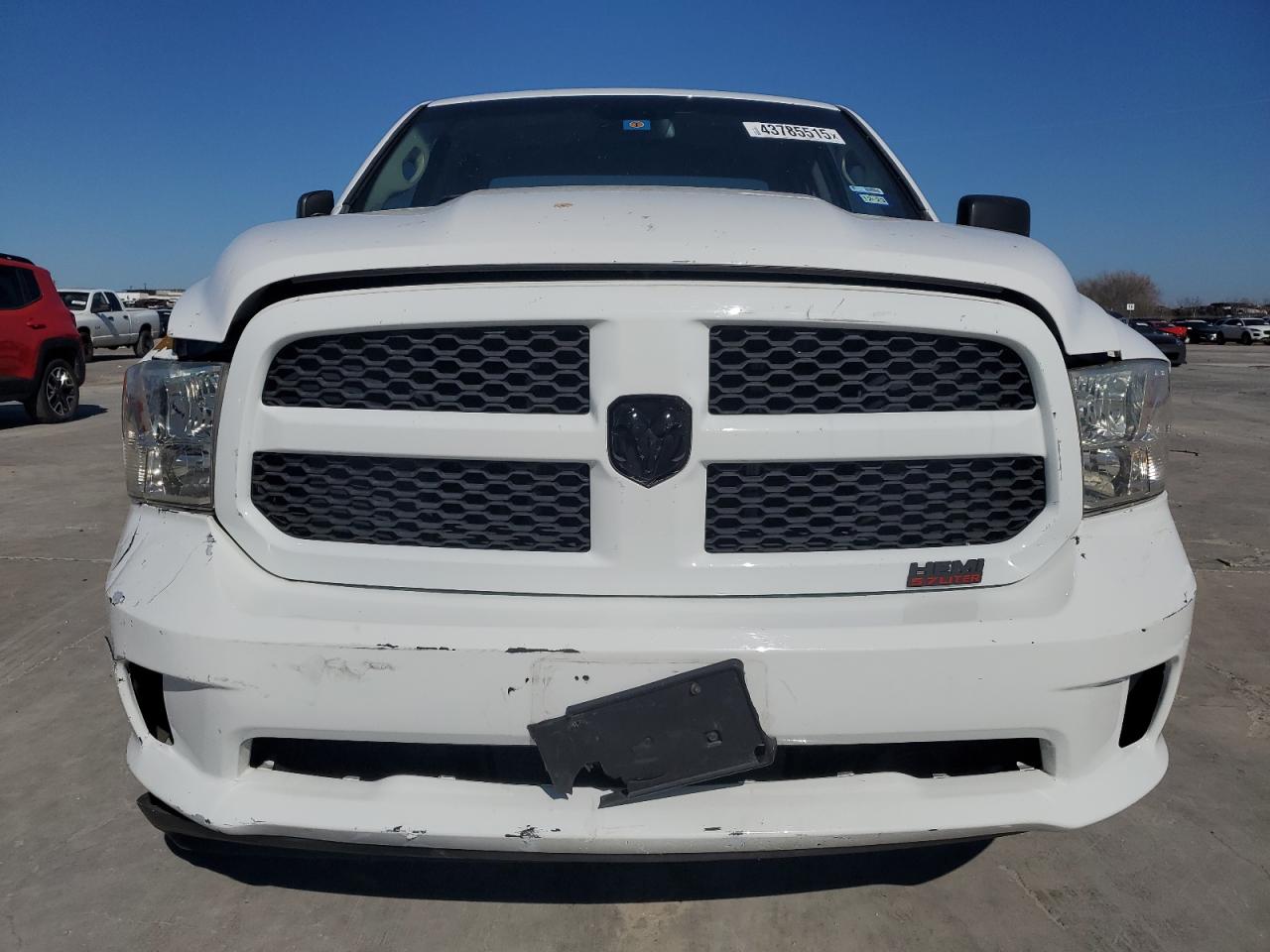 2016 RAM 1500 - Image 5