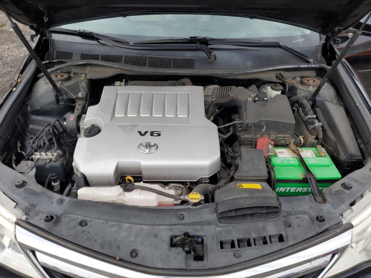 2012 Toyota Camry - Image 11