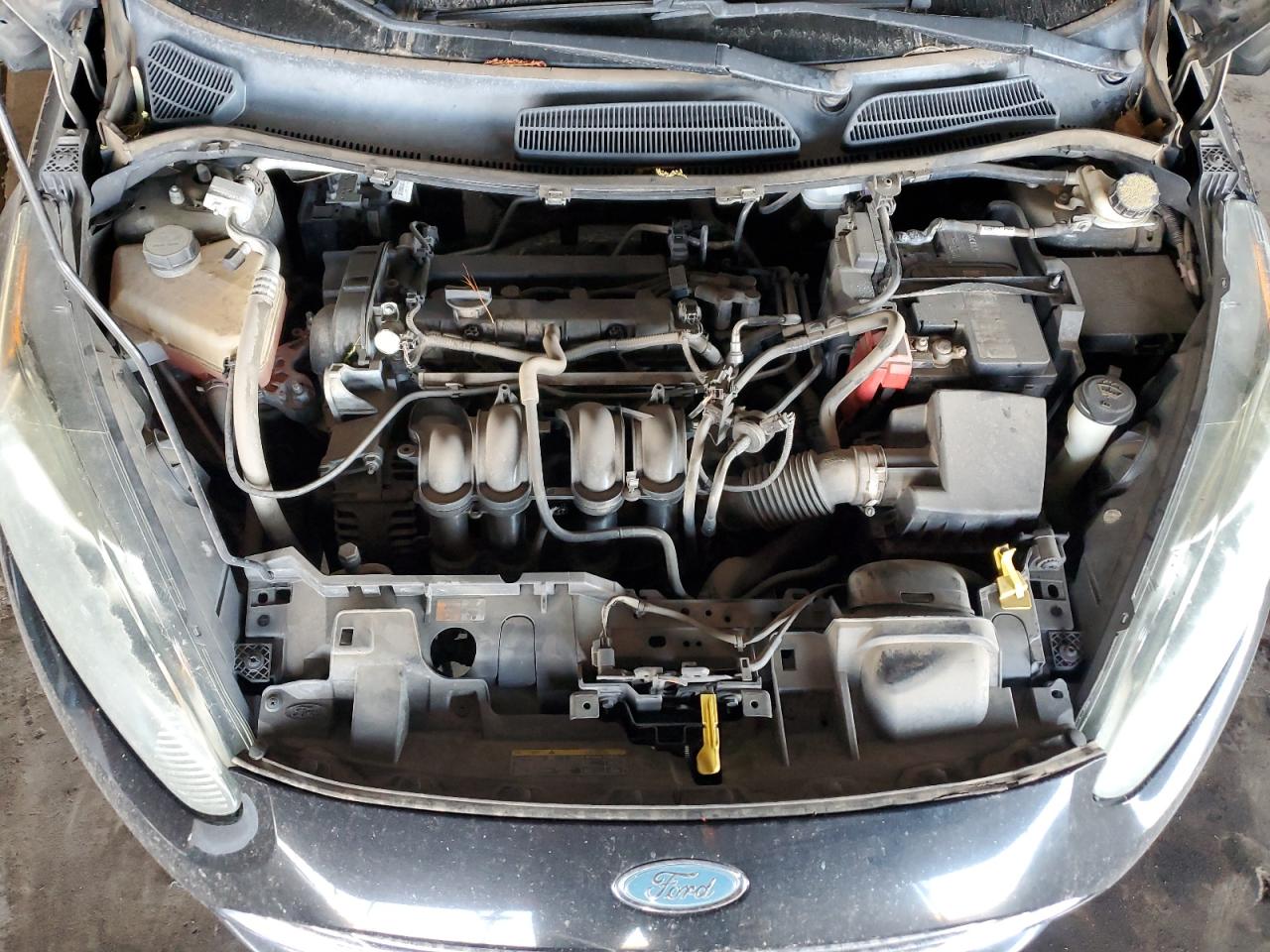 2014 Ford Fiesta - Image 11