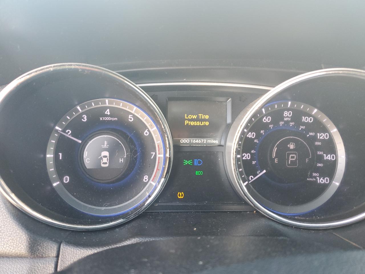 2014 Hyundai Sonata - Image 9