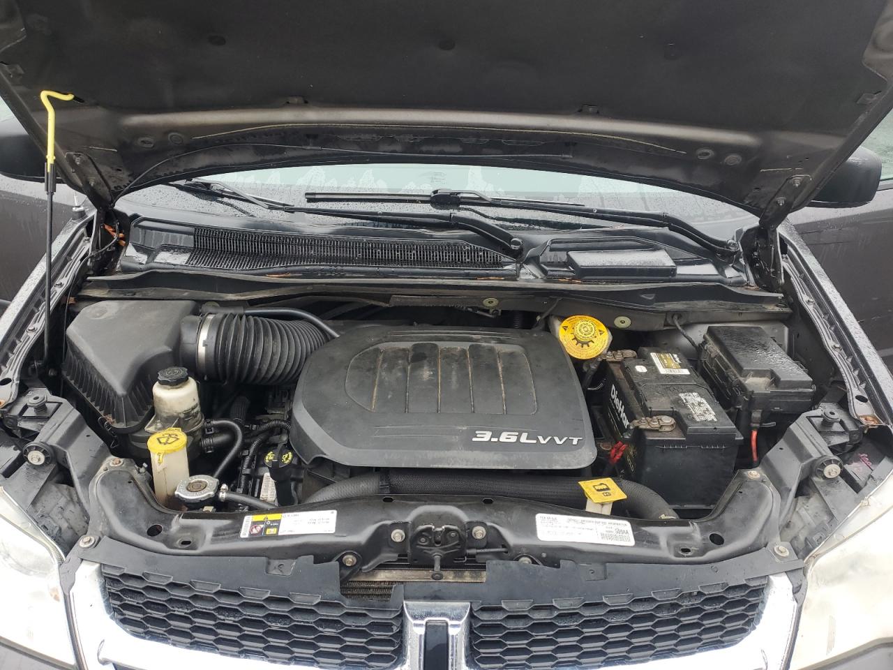 2016 Dodge Caravan - Image 12