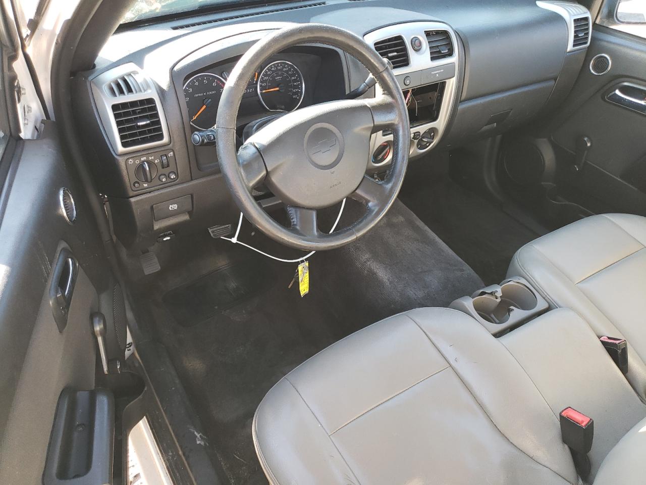 2010 Chevrolet Colorado - Image 8