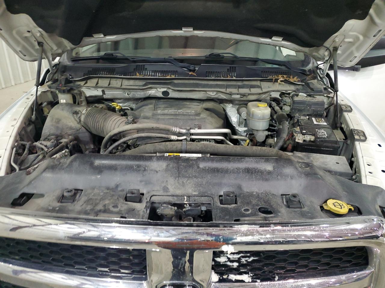 2016 RAM 2500 - Image 11