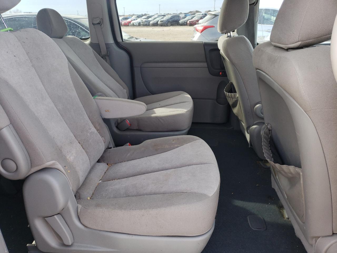 2011 Kia Sedona Lx VIN: KNDMG4C74B6414279 Lot: 47086955