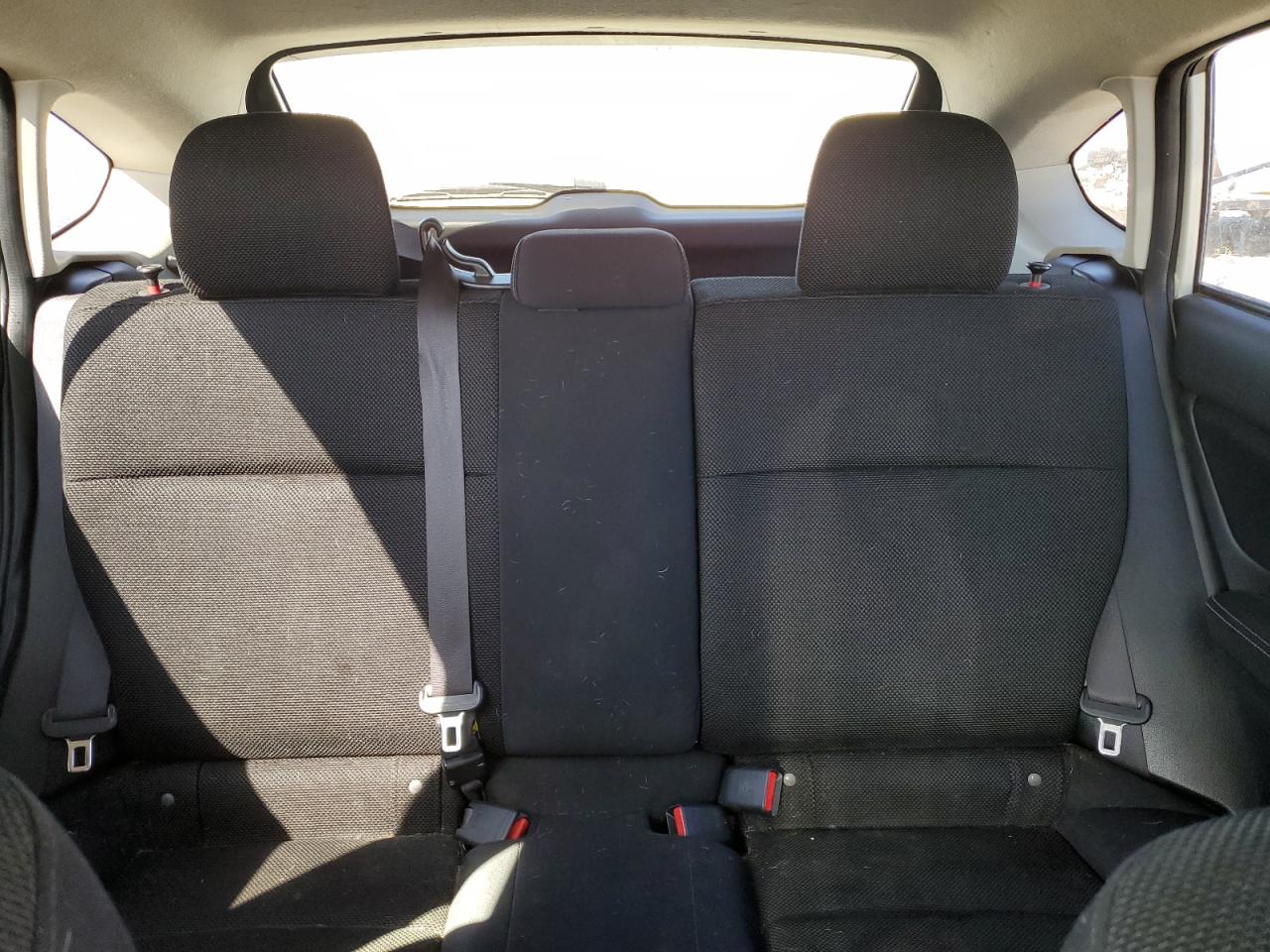 2015 Subaru XV - Image 10