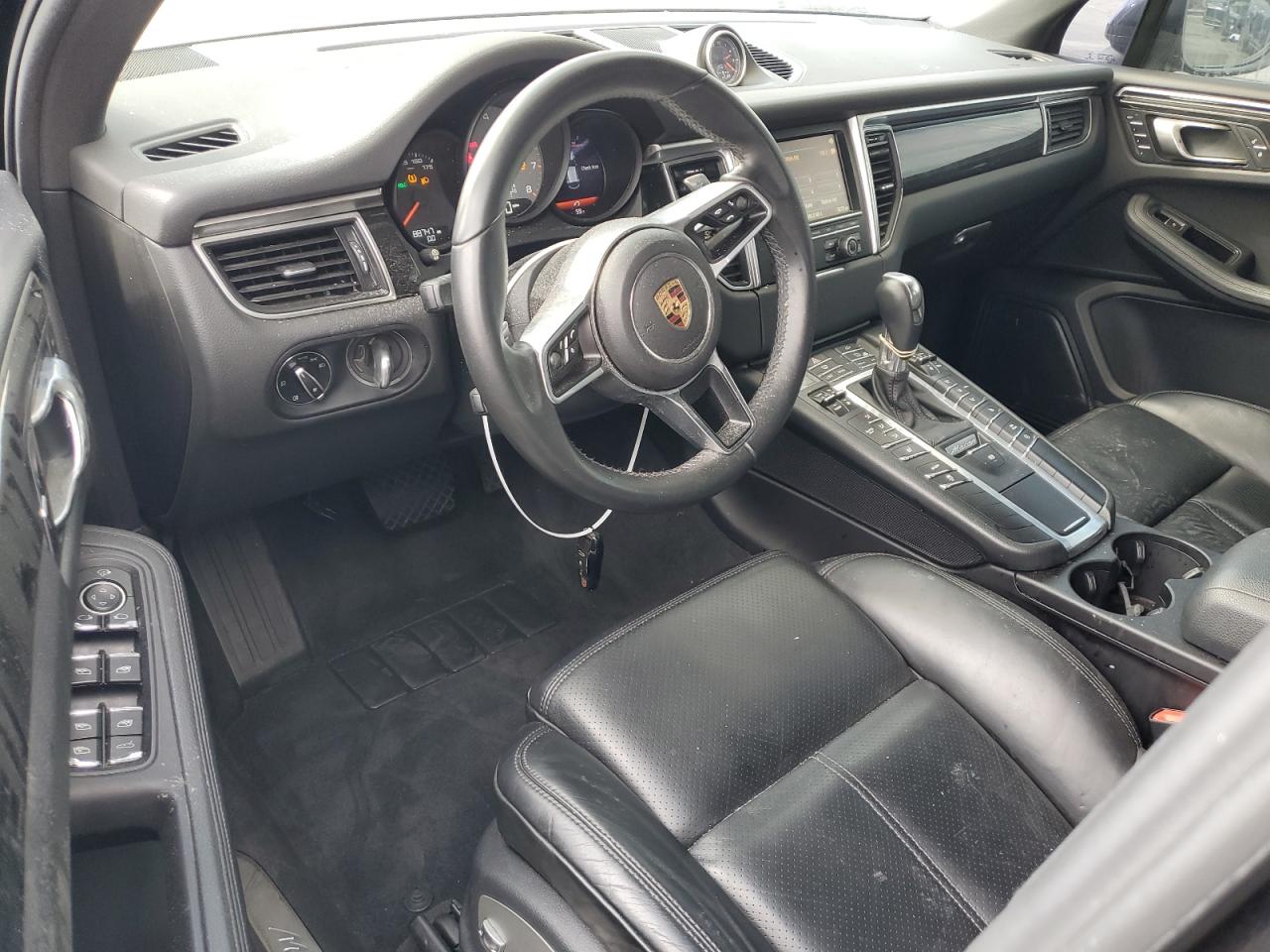 2016 Porsche Macan - Image 8