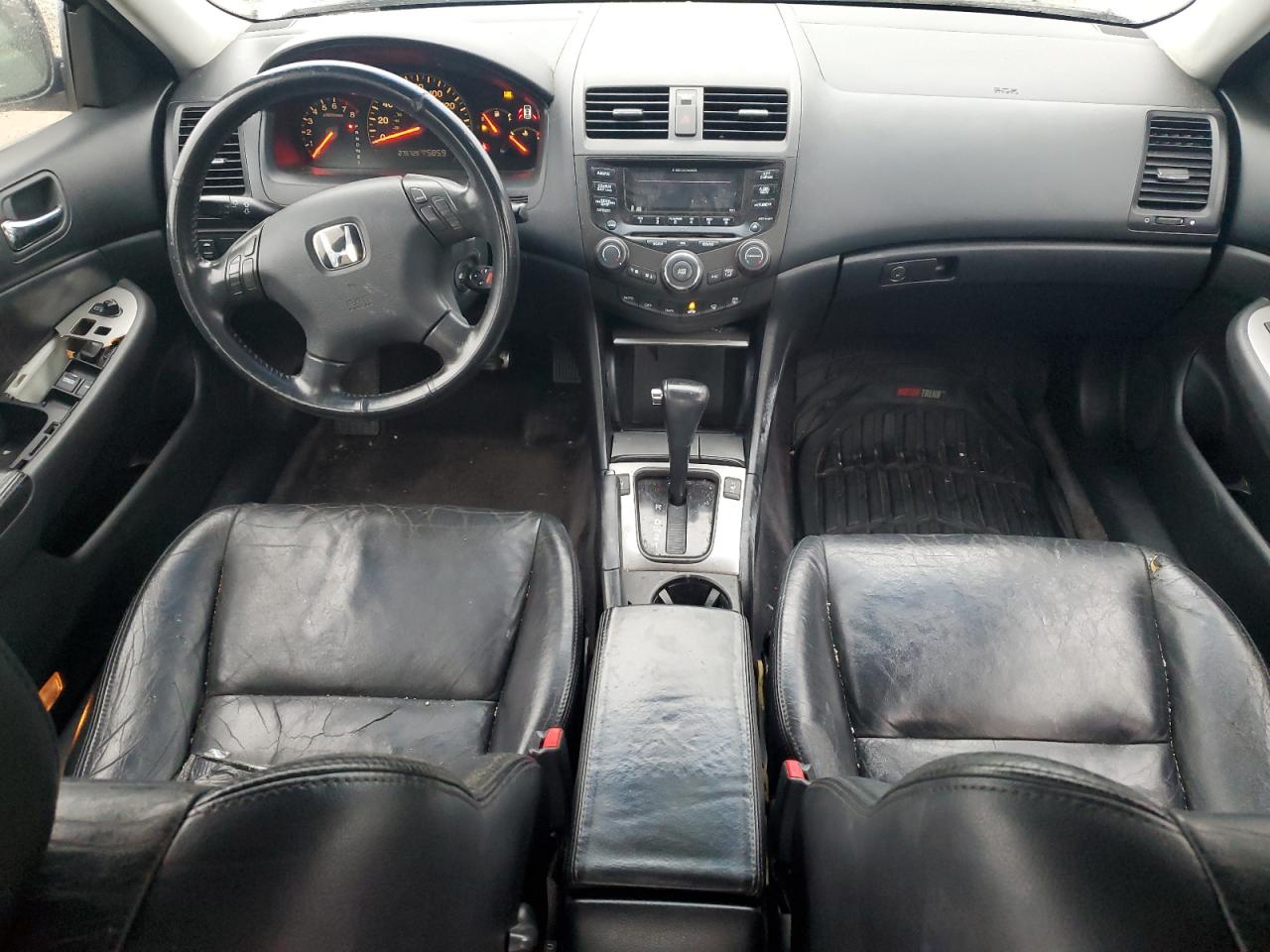 2004 Honda Accord - Image 8