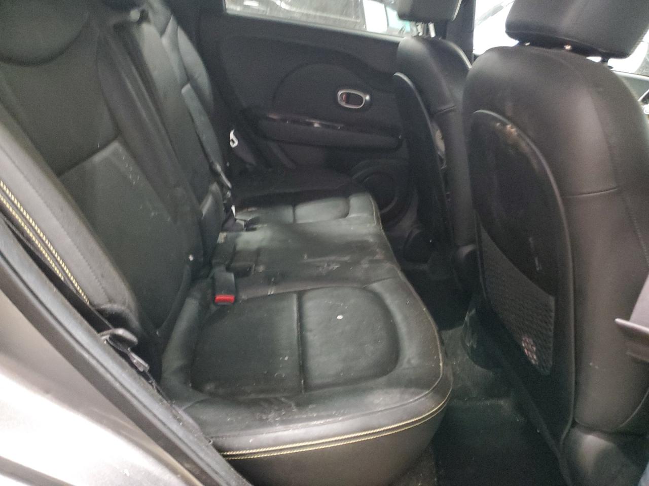 2015 Kia Soul - Image 12