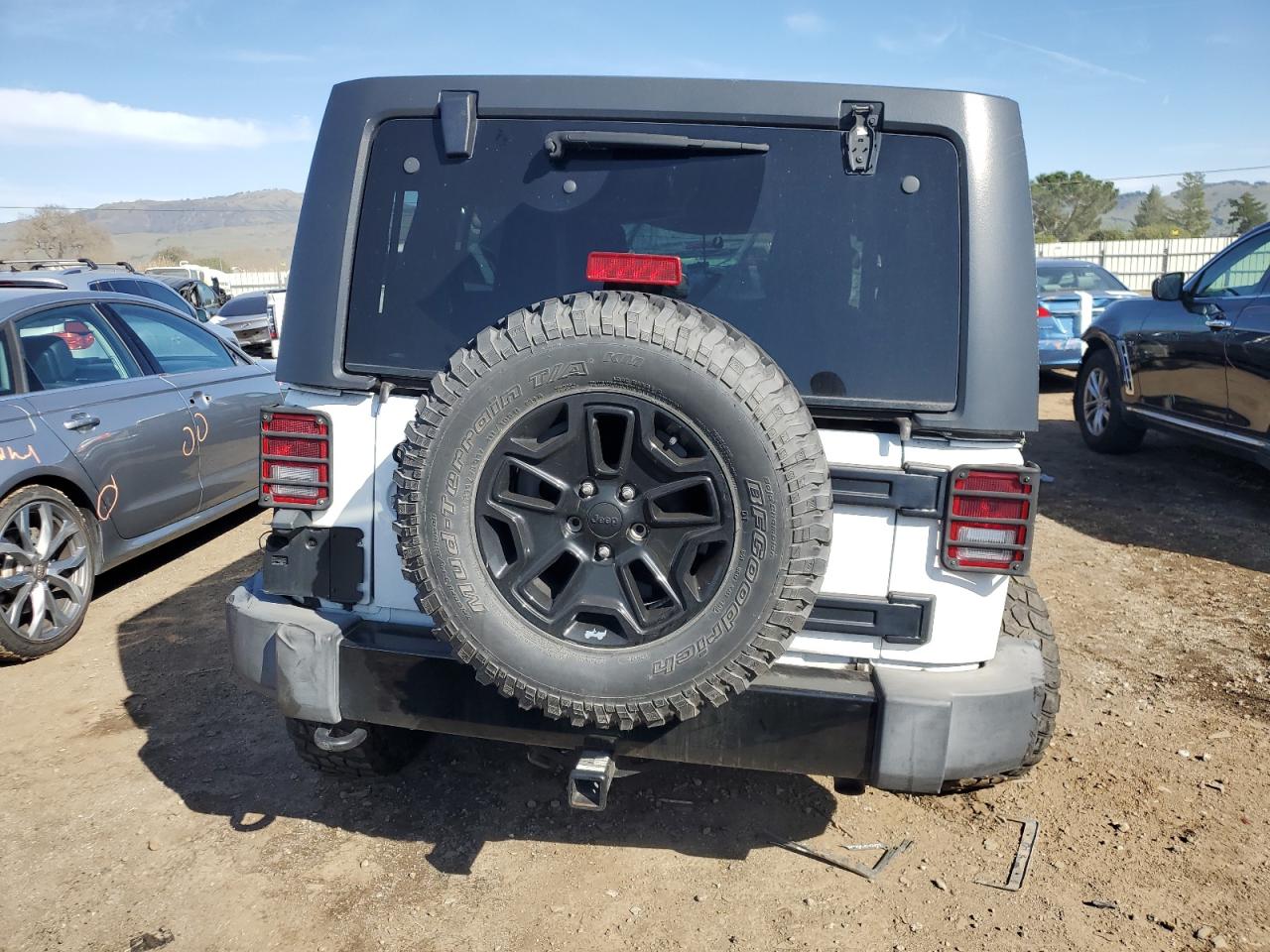 2016 Jeep Wrangler - Image 6