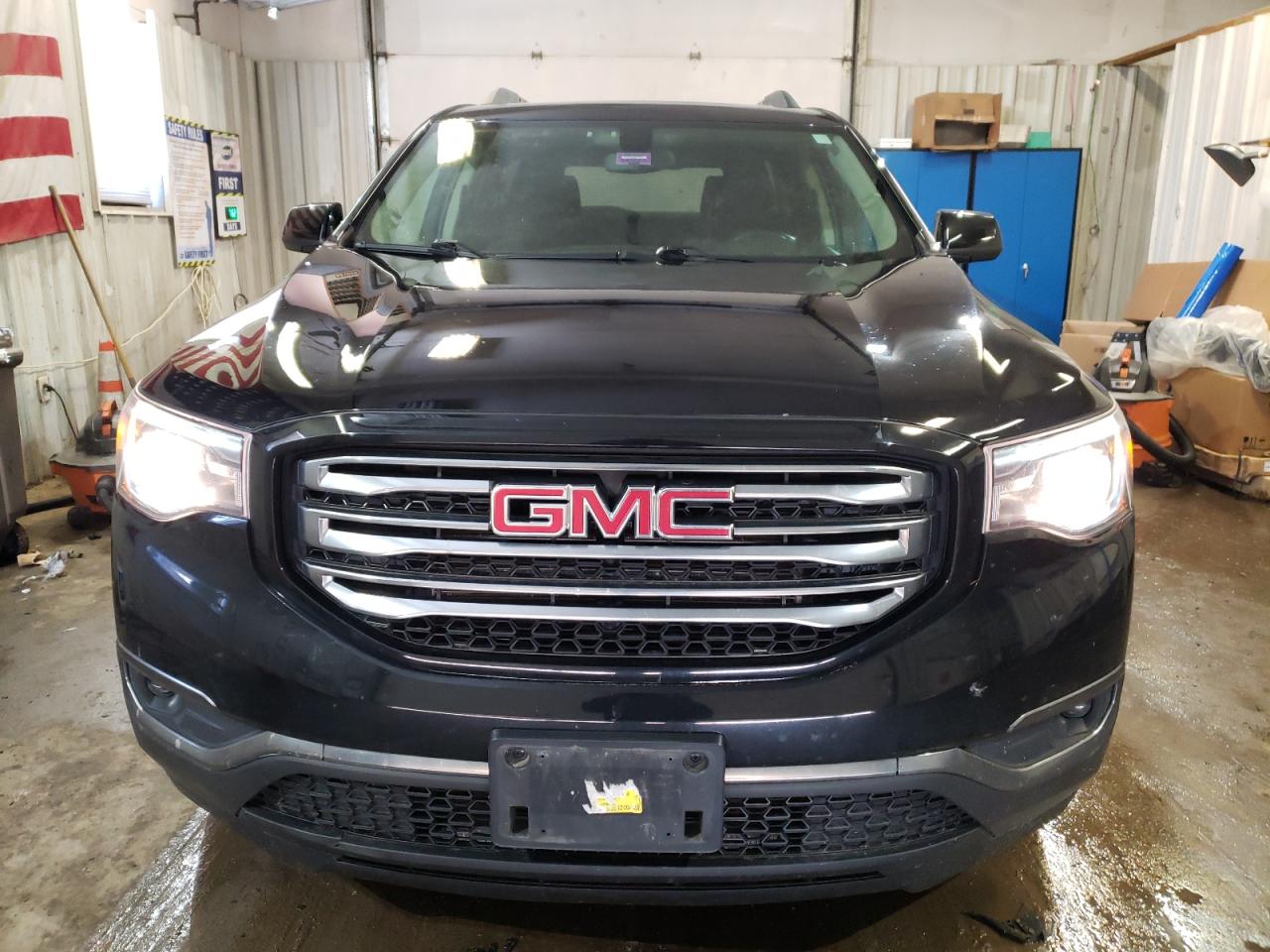 2017 GMC Acadia - Image 5