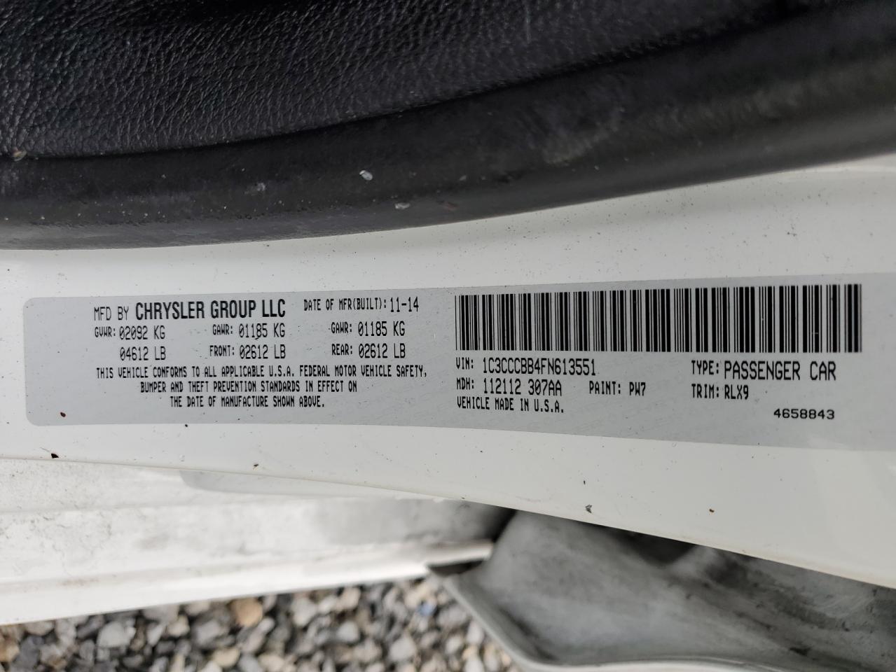2015 Chrysler 200 - Image 12