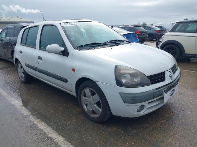 2002 RENAULT CLIO PRIVI