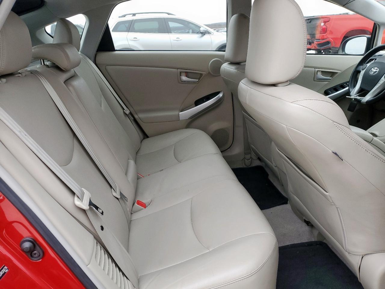 2010 Toyota Prius - Image 10
