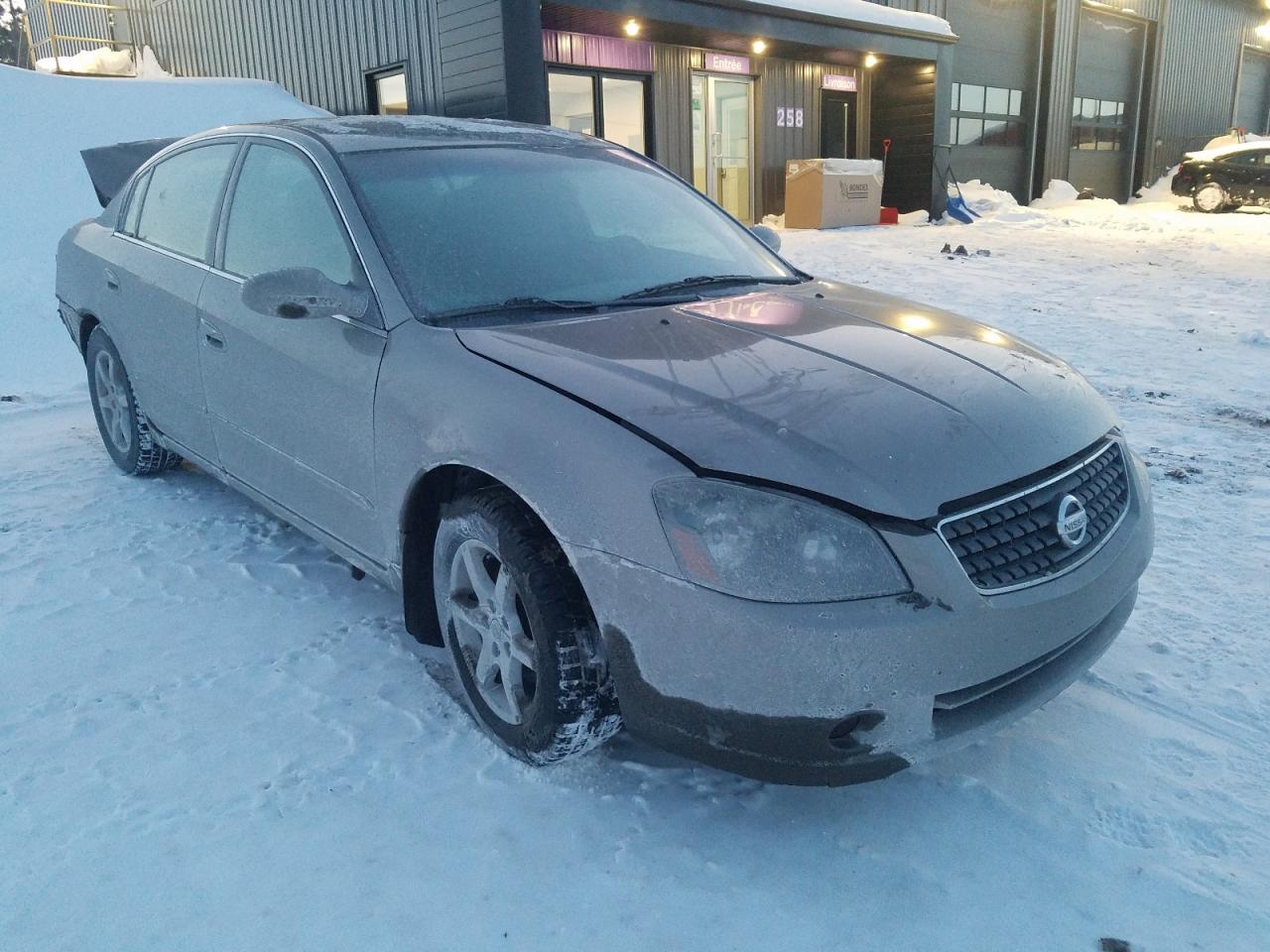 2005 Nissan Altima - Image 4