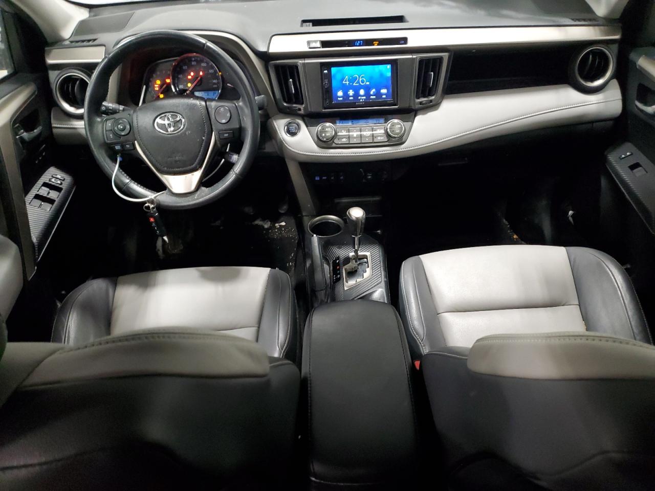 2014 Toyota RAV 4 - Image 8