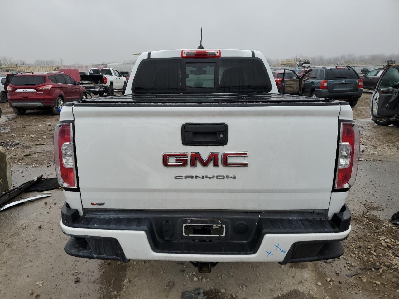 2022 GMC Canyon - Image 6