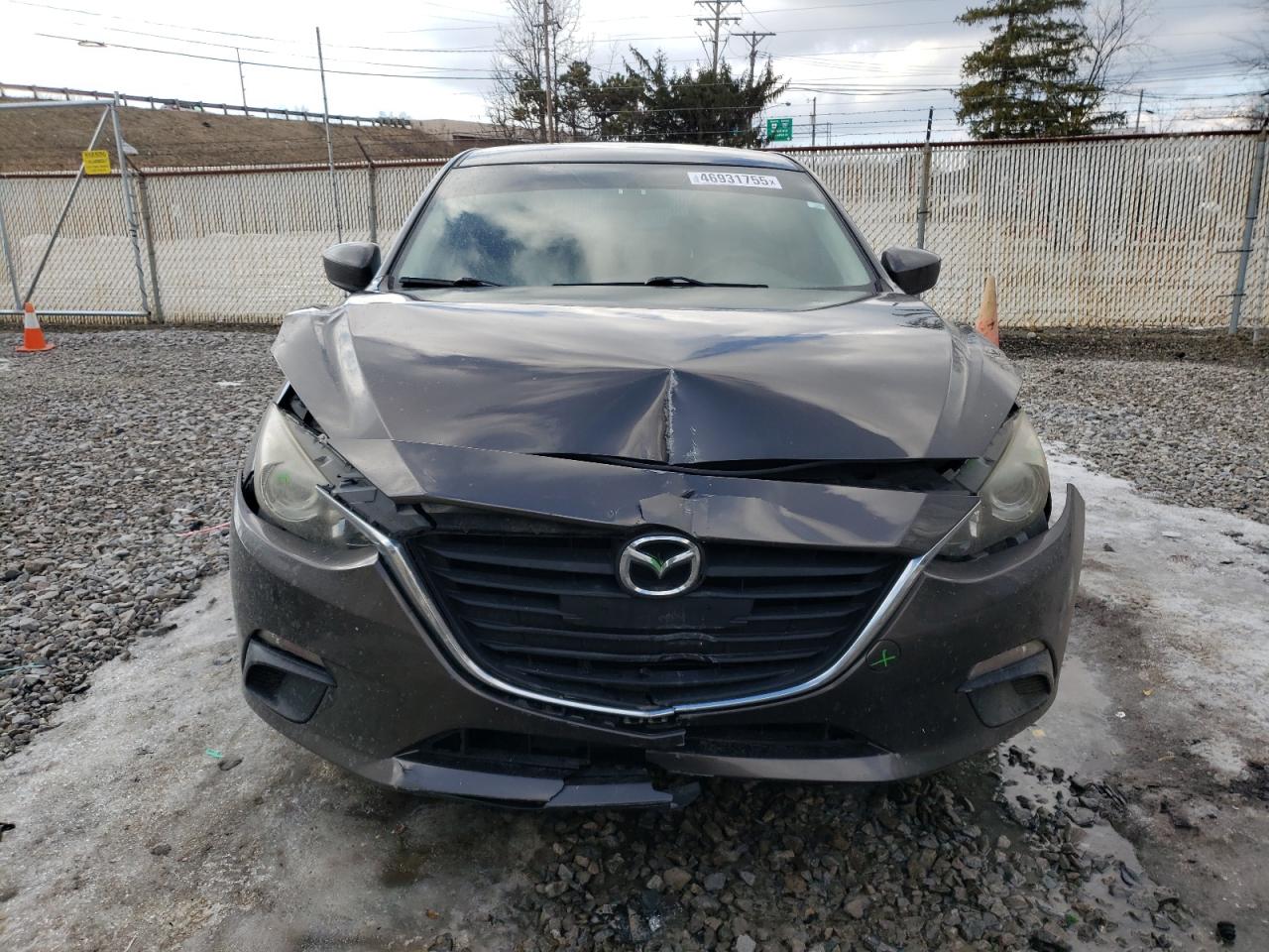 2014 Mazda 3 - Image 5