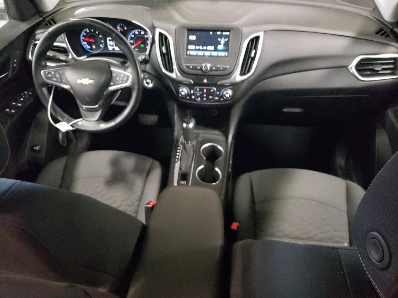 2018 Chevrolet Equinox - Image 8