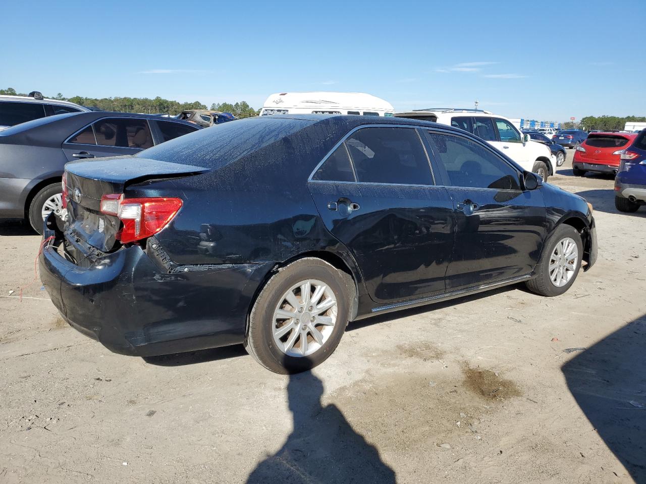 2013 Toyota Camry - Image 3