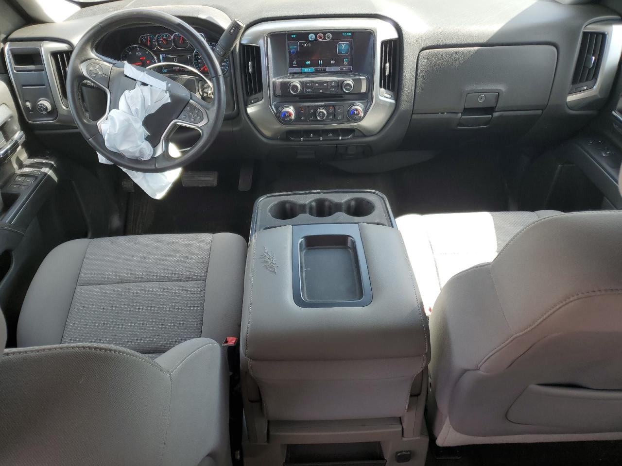 2015 Chevrolet Silverado - Image 8