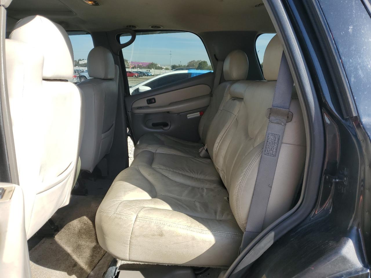 2001 GMC Yukon - Image 11