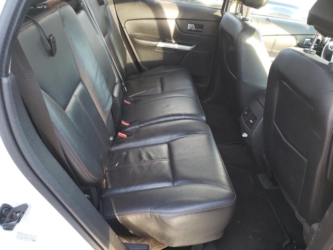 2014 Ford Edge - Image 10