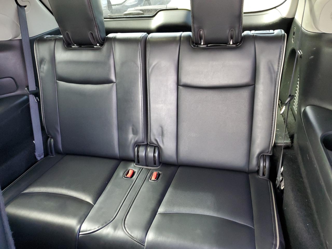 2018 Infiniti QX60 - Image 10