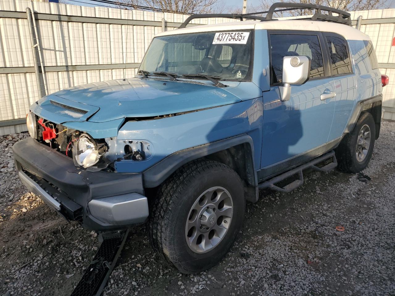2011 Toyota FJ Cruiser - Image 1