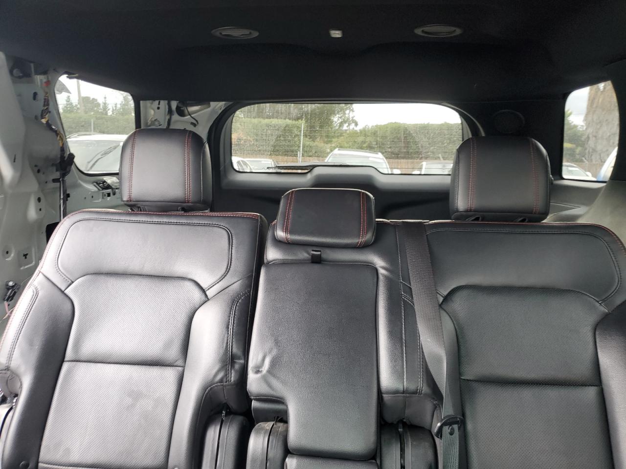 2019 Ford Explorer - Image 10