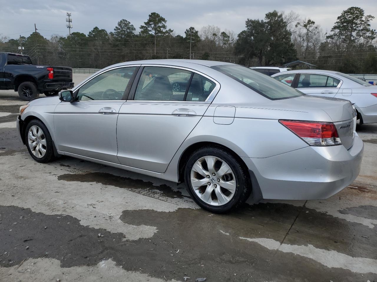2008 Honda Accord - Image 2