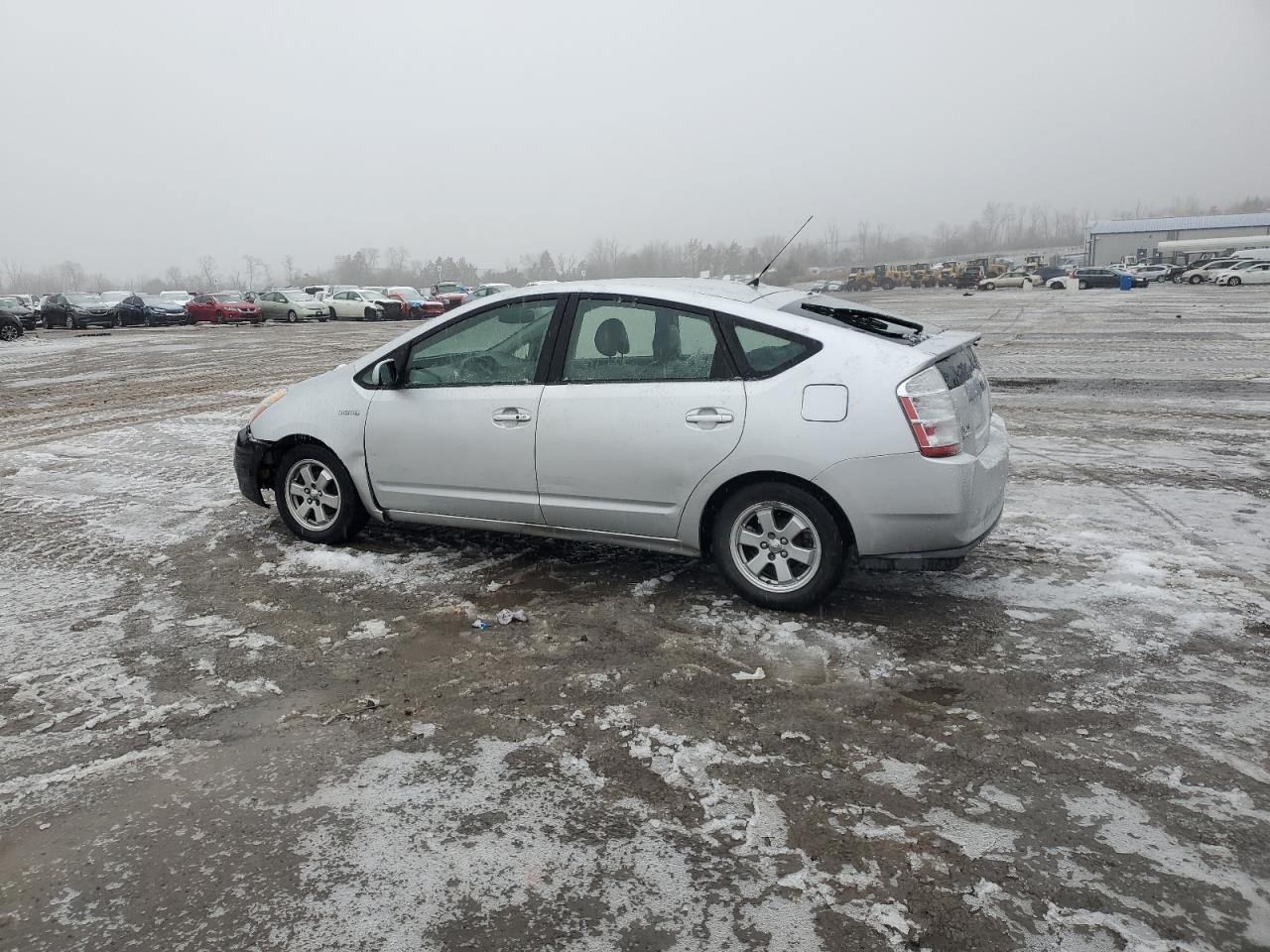 2007 Toyota Prius - Image 2