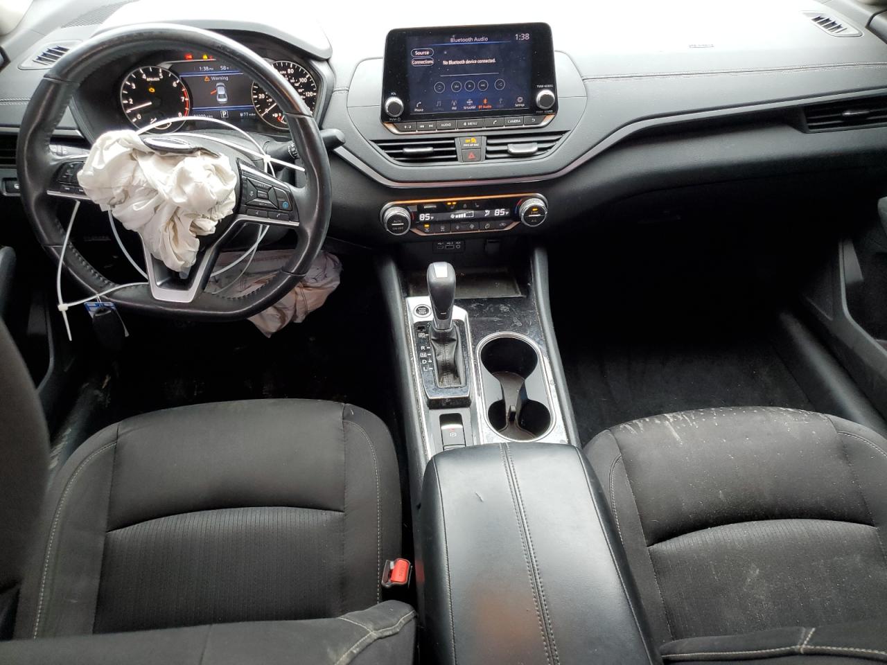 2020 Nissan Altima - Image 8