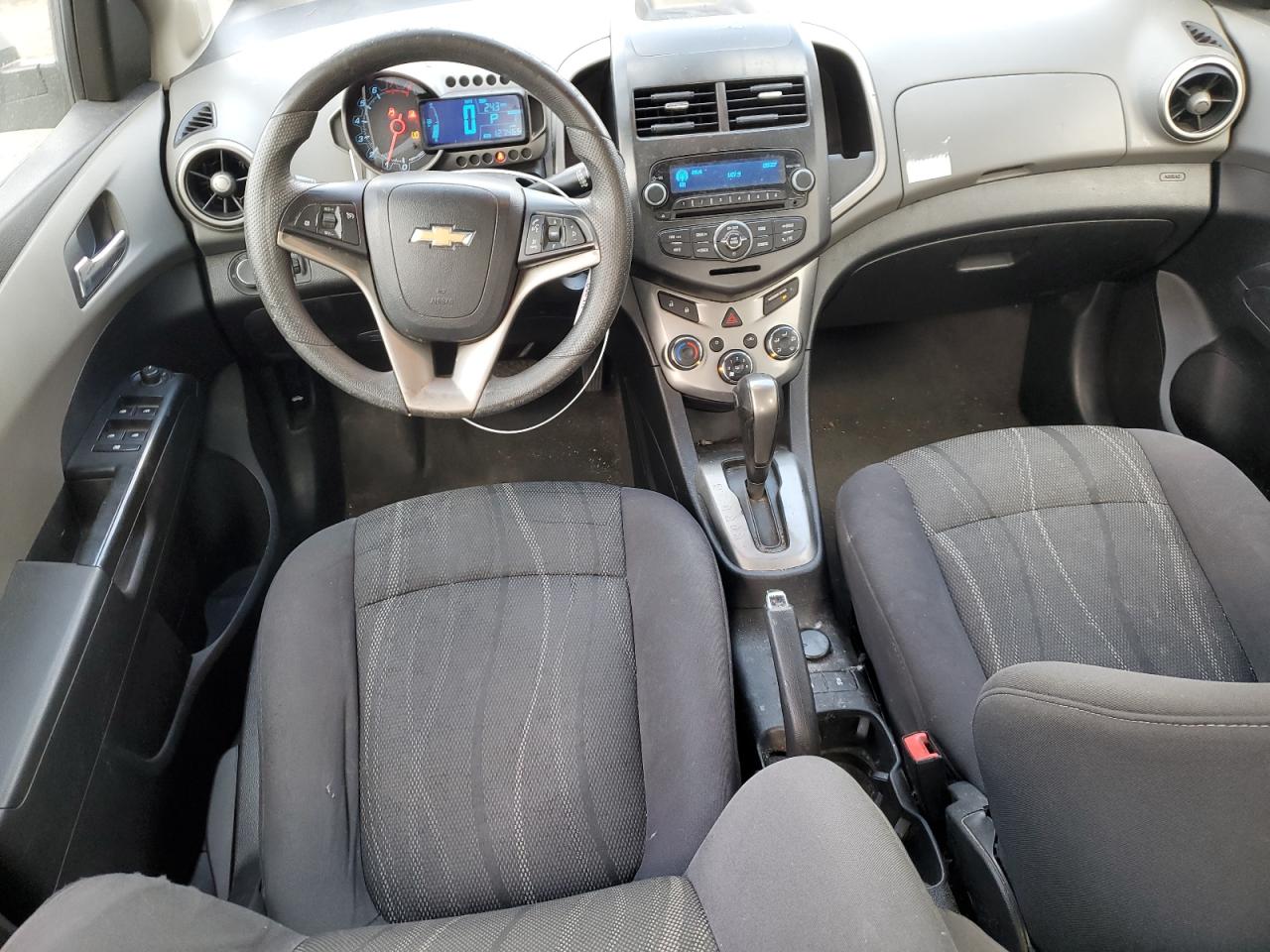 2013 Chevrolet Sonic - Image 8