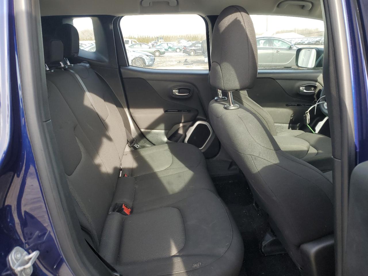 2018 Jeep Renegade - Image 10