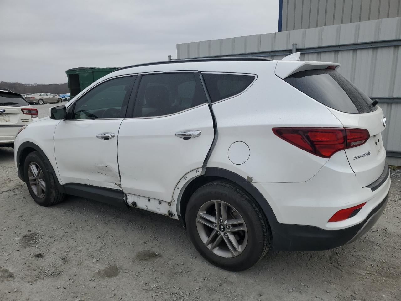 2017 Hyundai Santa Fe - Image 2