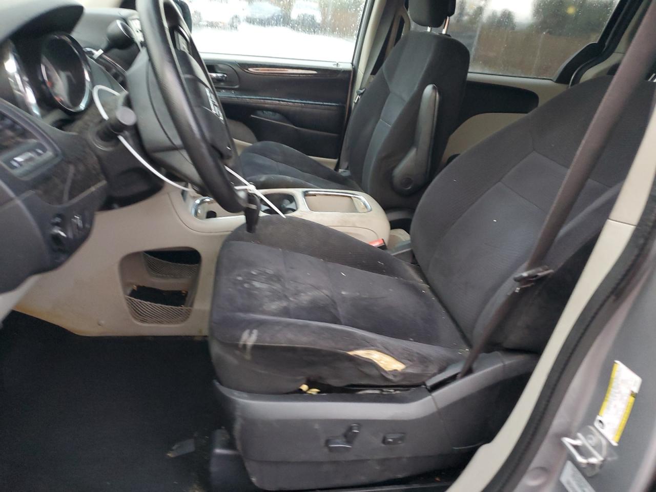 2015 Dodge Caravan - Image 7