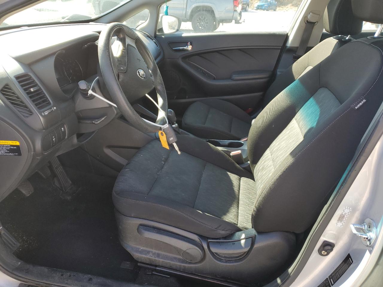 2016 Kia Forte - Image 7