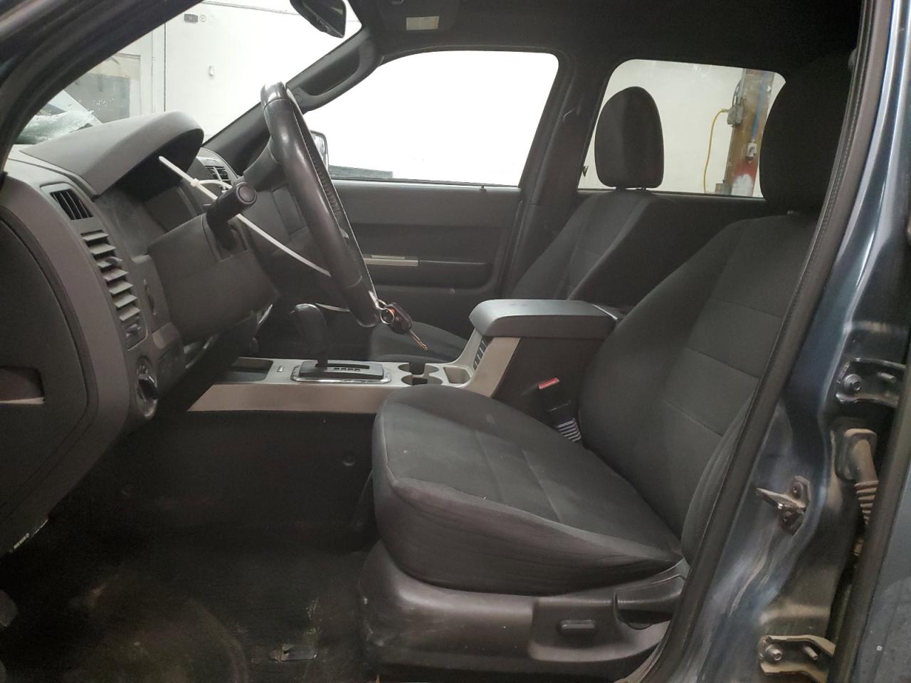 2010 Ford Escape - Image 7