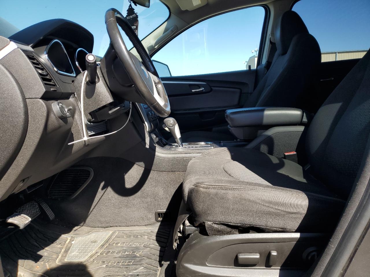 2012 Chevrolet Traverse - Image 8