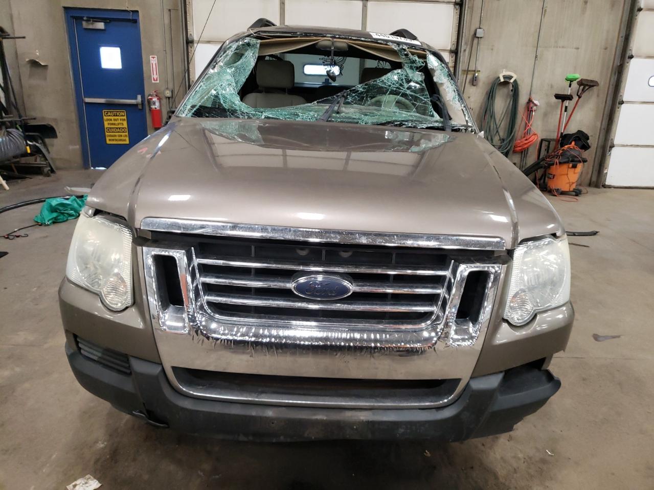 2007 Ford Explorer - Image 5