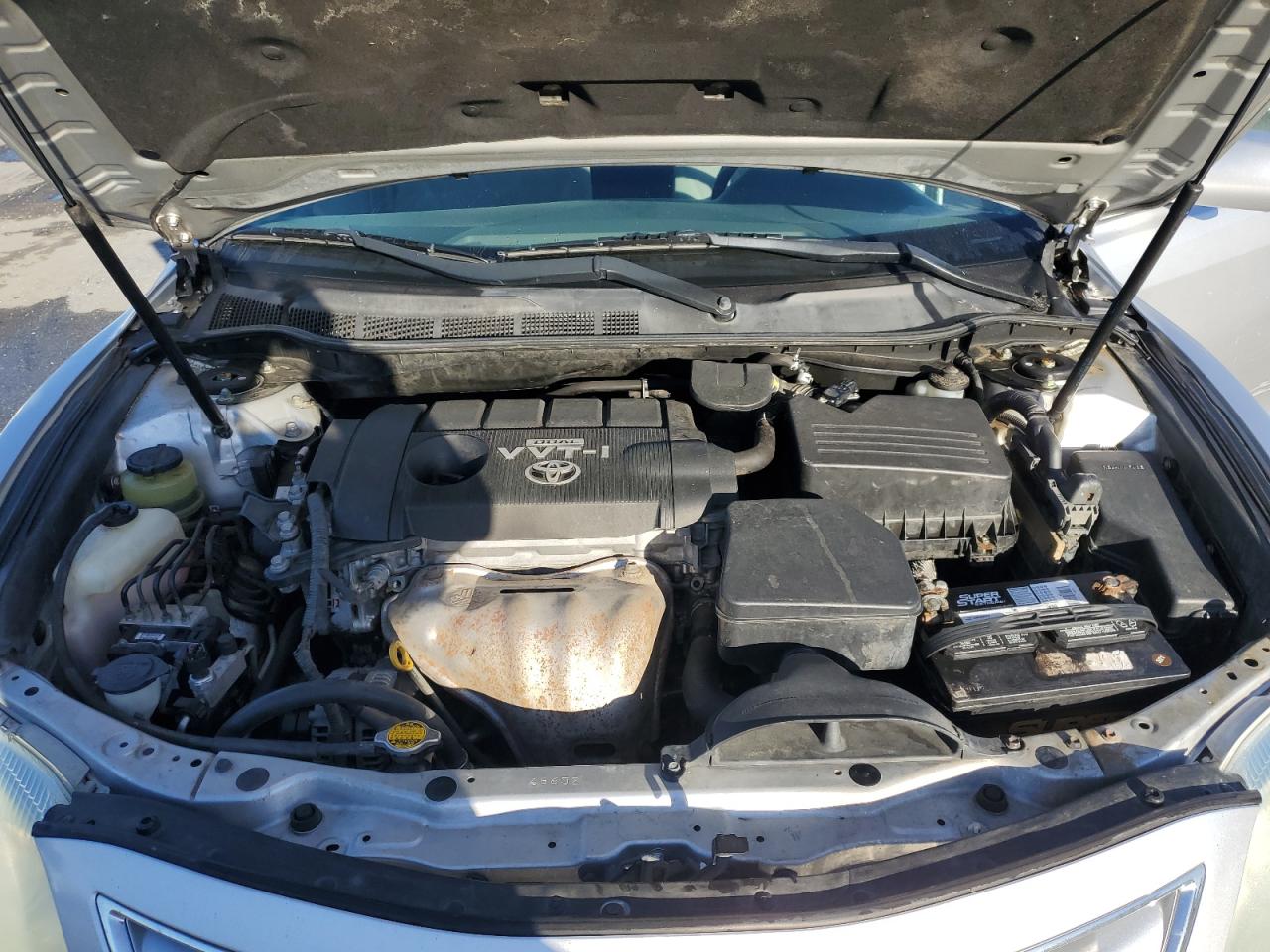 2010 Toyota Camry - Image 11
