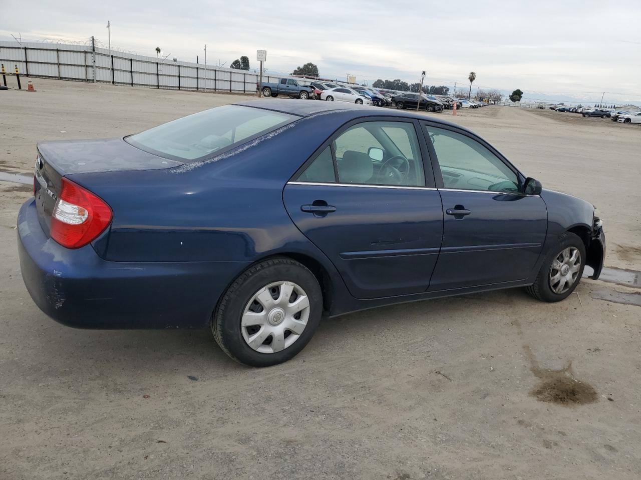 2004 Toyota Camry - Image 3