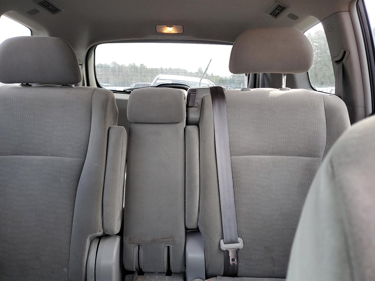 2012 Toyota Highlander - Image 10