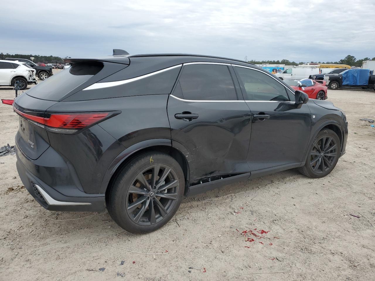 2024 Lexus RX - Image 3