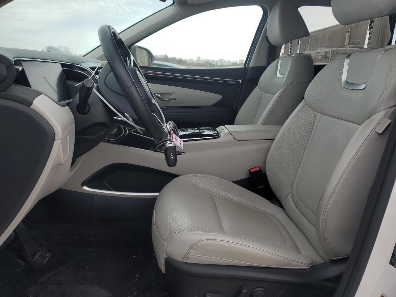 2022 Hyundai Tucson - Image 7