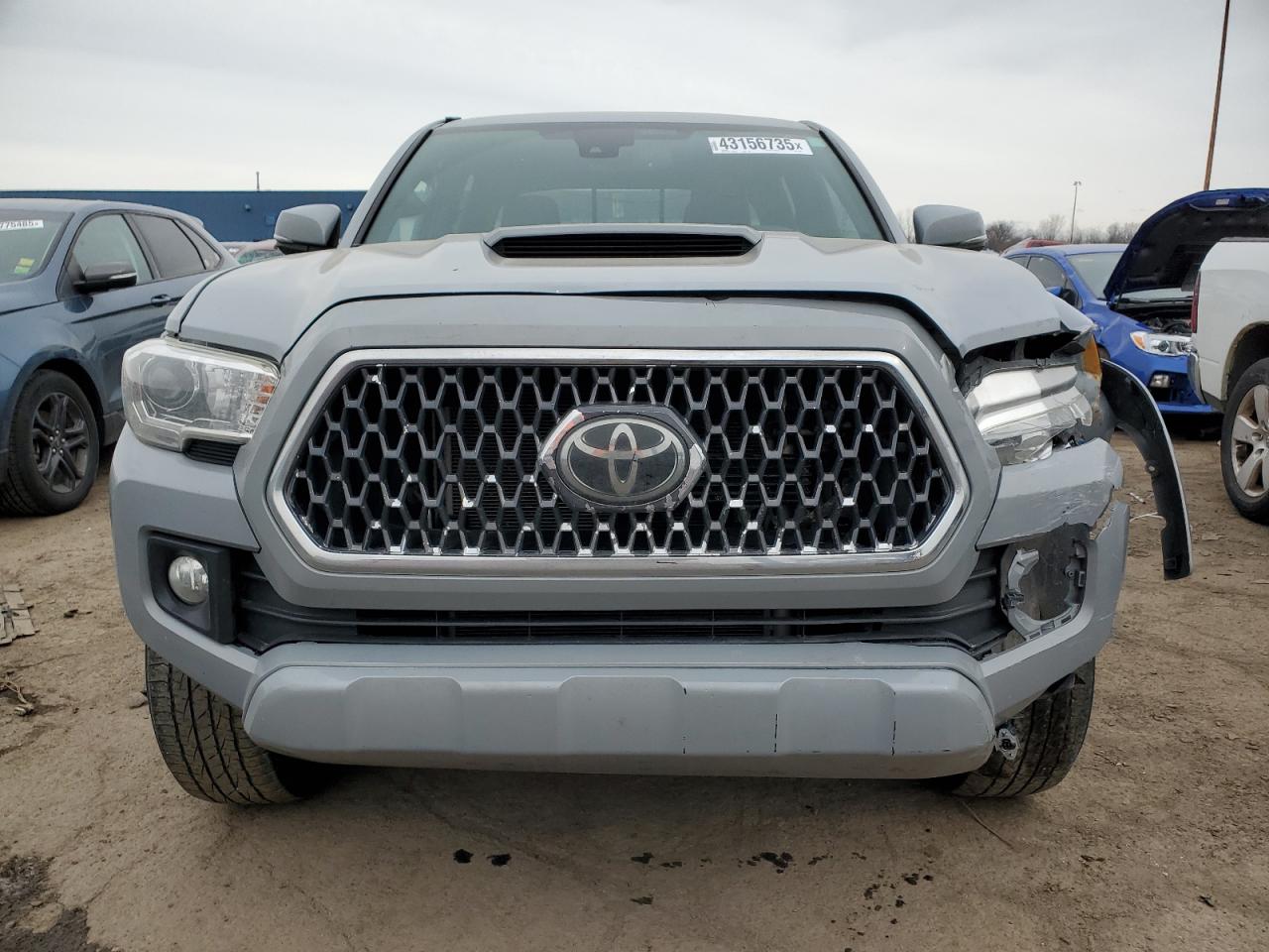 2019 Toyota Tacoma - Image 5