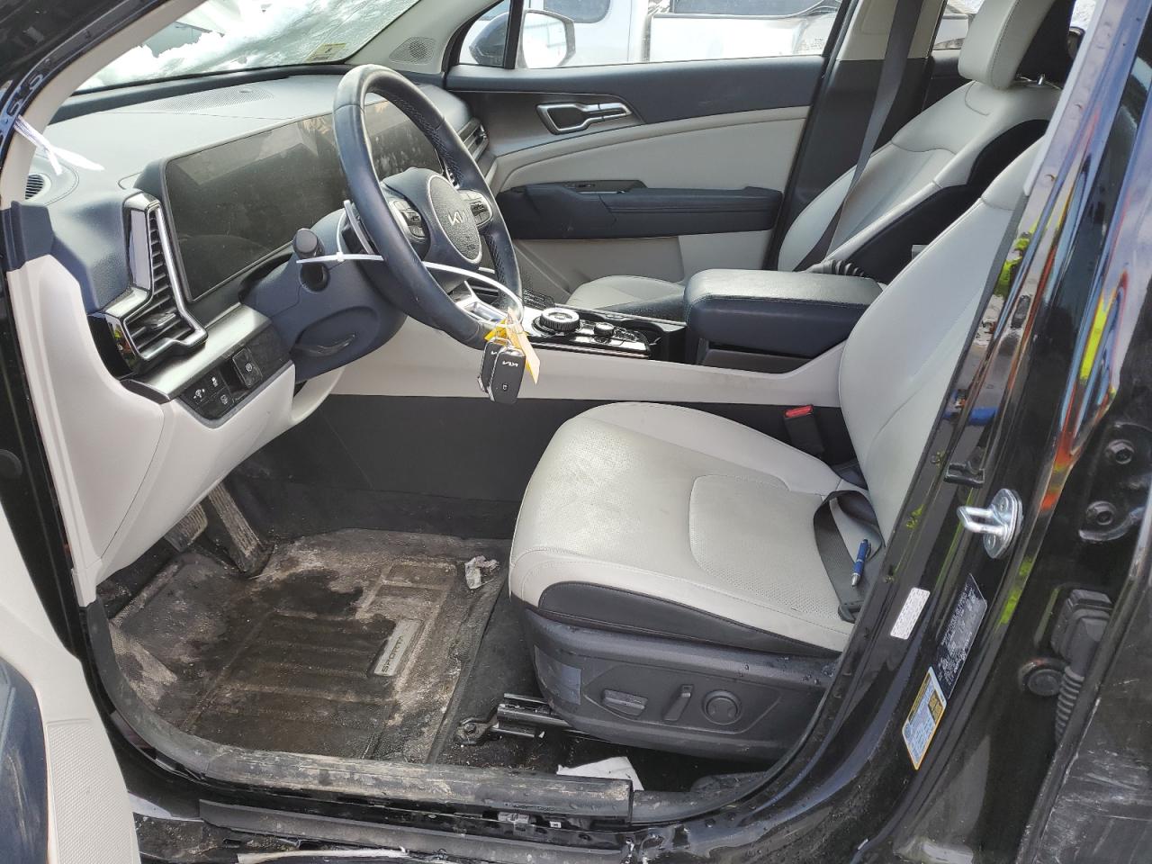 2023 Kia Sportage - Image 7