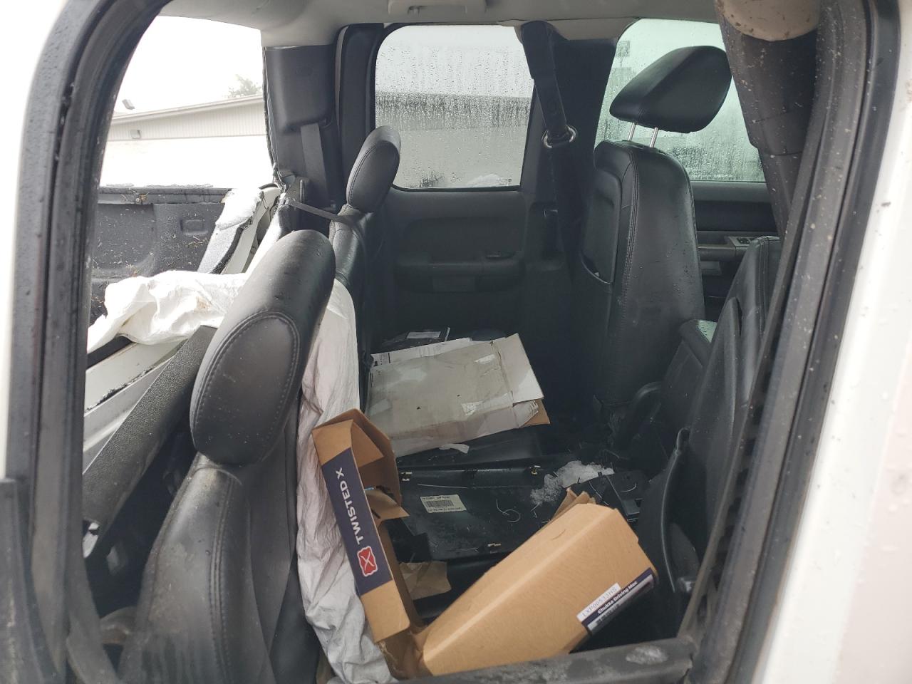 2009 Chevrolet Silverado - Image 10